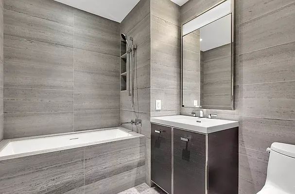 Rented by Advantage Realty of Forest Hills Inc | media 35