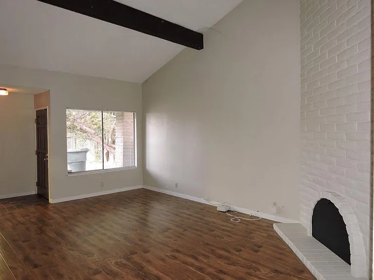 2738 Hurley Way — Photo 11