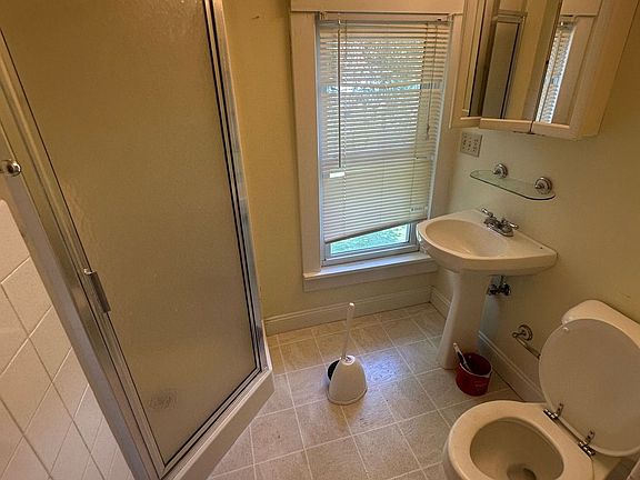 4th image of 608 W Columbia Ave APT 2