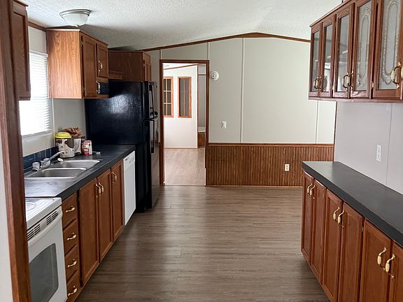 2nd image of 113 Maplewood Dr