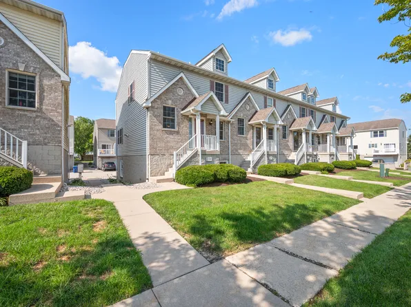 239 W Klein Ave, Cortland, IL 60112