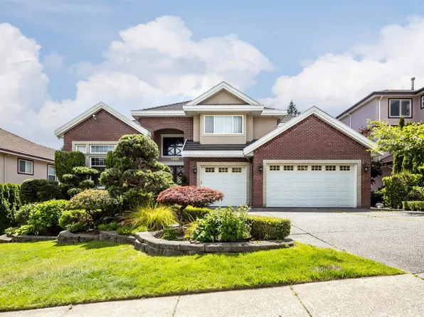 3086 Carousel Ct, Coquitlam, BC V3E 3E1