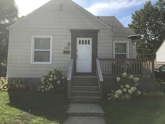 3rd image of 565 Allen St