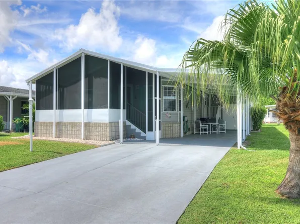 1267 Waterway Dr, Barefoot Bay, FL 32976