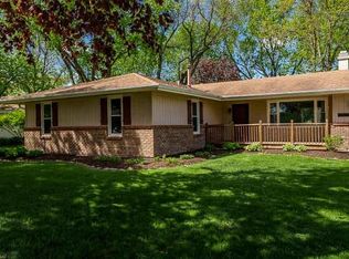 2197 Arnold Ave, Rockford, IL 61108