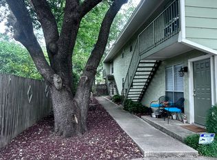 627 Texas St APT 2, Denton, TX 76209