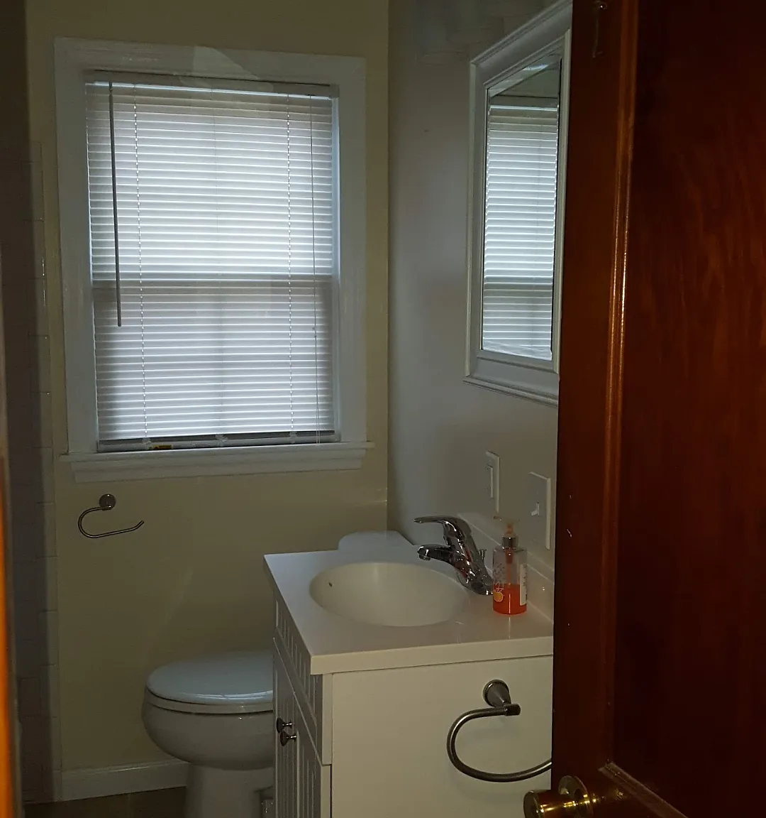 2 bed, 862 sqft, $1,300 — Photo 3