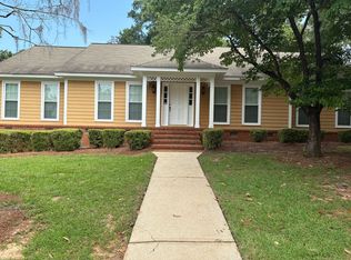 2819A Falcon Ln, Albany, GA 31721