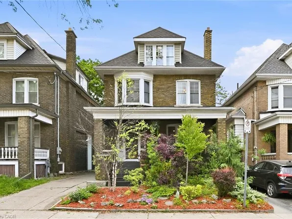 102 Carrick Ave, Hamilton, ON L8M 2W6