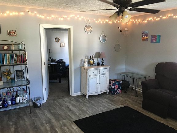 4th image of 706 Tuttle Ave