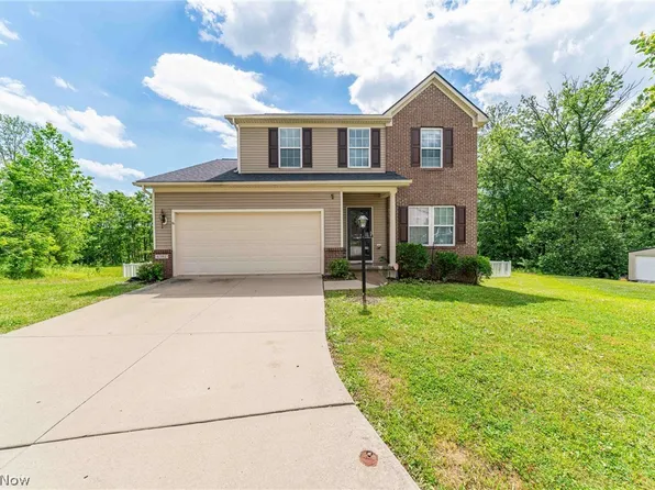 6382 Stonehaven Ln, Bedford Heights, OH 44146