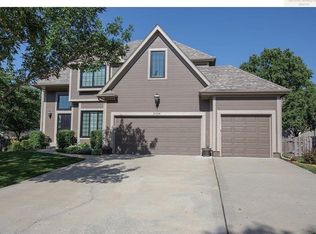 5324 Round Prairie St, Shawnee, KS 66226