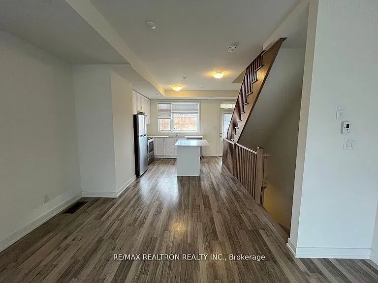 370 H Red Maple Rd #Townhouse 9 — Photo 2