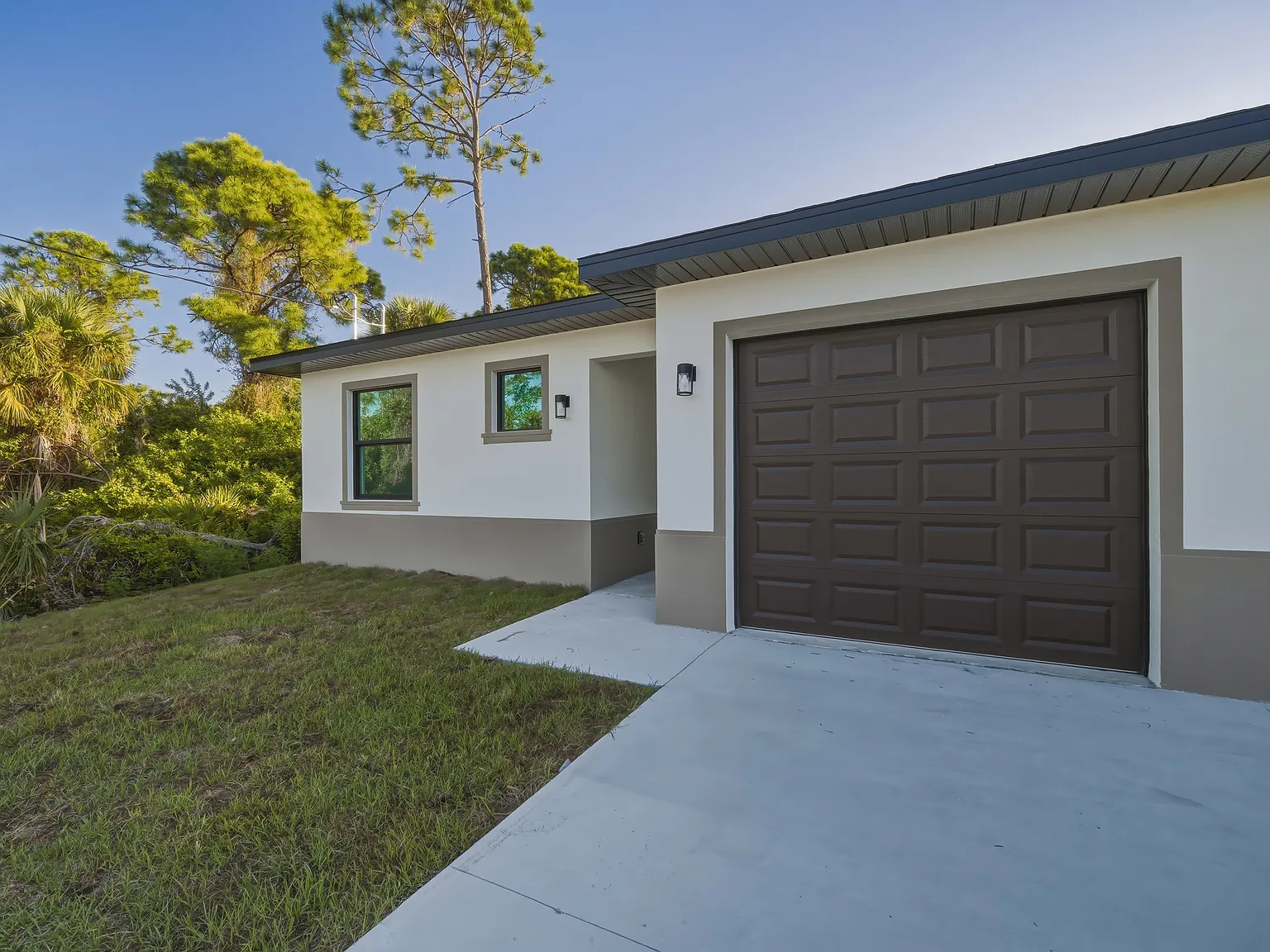 3 bed, 2.0 bath, $1,675 — Photo 3