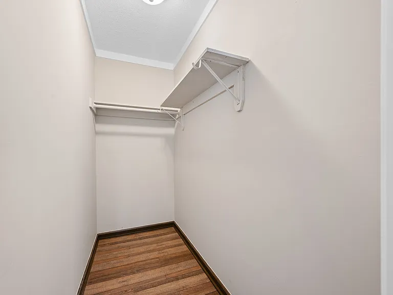 1015 Cabell St — Photo 22