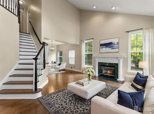 2 Rider Ter, Princeton, NJ 08540