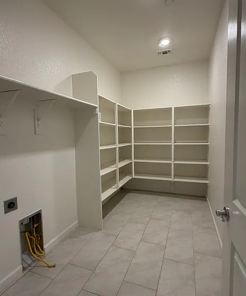 2445 Laurel Clark Ave — Photo 24