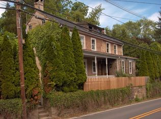 65 S Main St, Stockton, NJ 08559