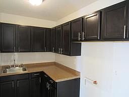 3rd image of 40 E Sidney Ave APT 10E