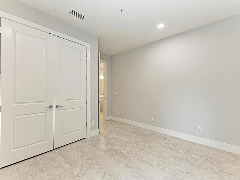10016 Rembrandt Way #102 — Photo 15