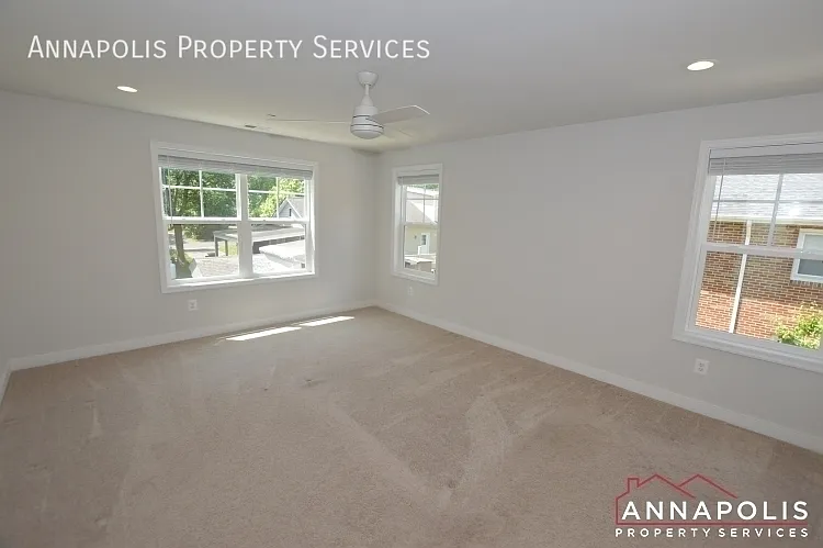 503 Highland Dr — Photo 8