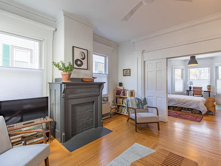 21 Hanover St #1 — Photo 19