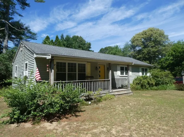 21 Beech Bluff Rd, East Freetown, MA 02717