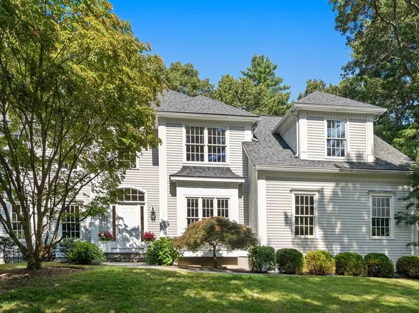 12 Camperdown Ln, Sudbury, MA 01776