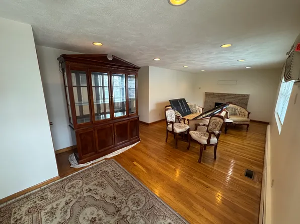 91 Irving St #1, Watertown, MA 02472