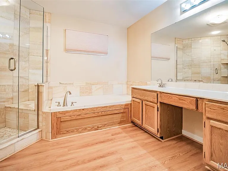 3309 Lower Lakes Estates Dr — Photo 16