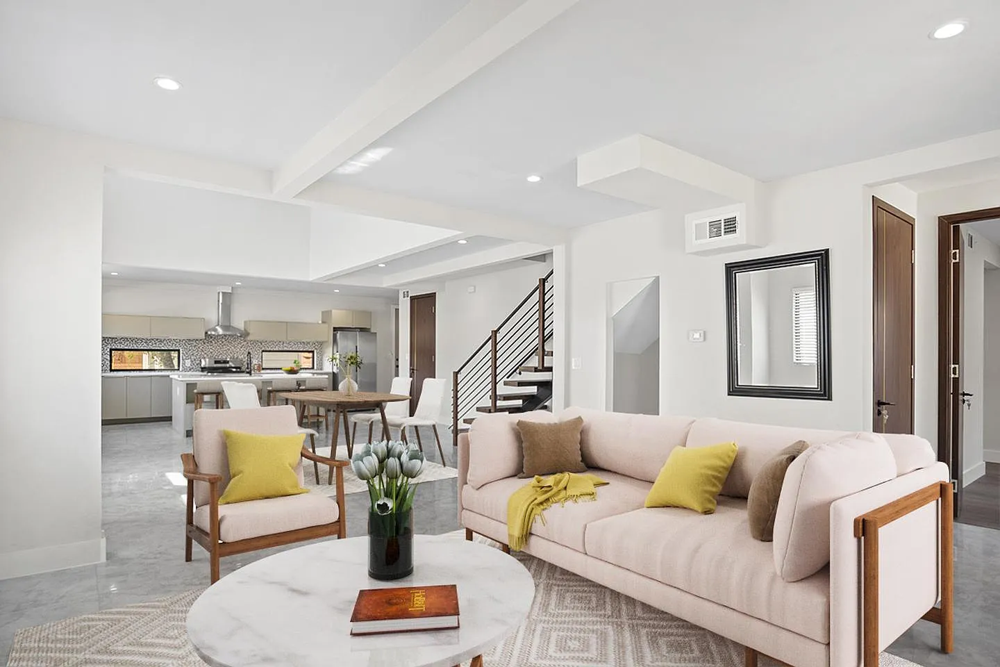 Elegant and updated North Oak Cliff home — Photo 1