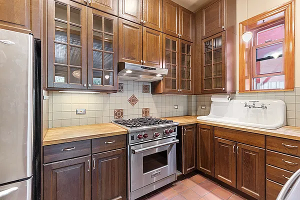 Rented by Corcoran | media 2