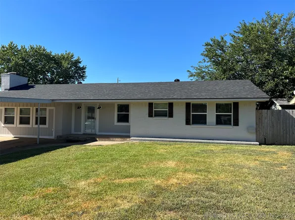 606 McCarley St, Colbert, OK 74733