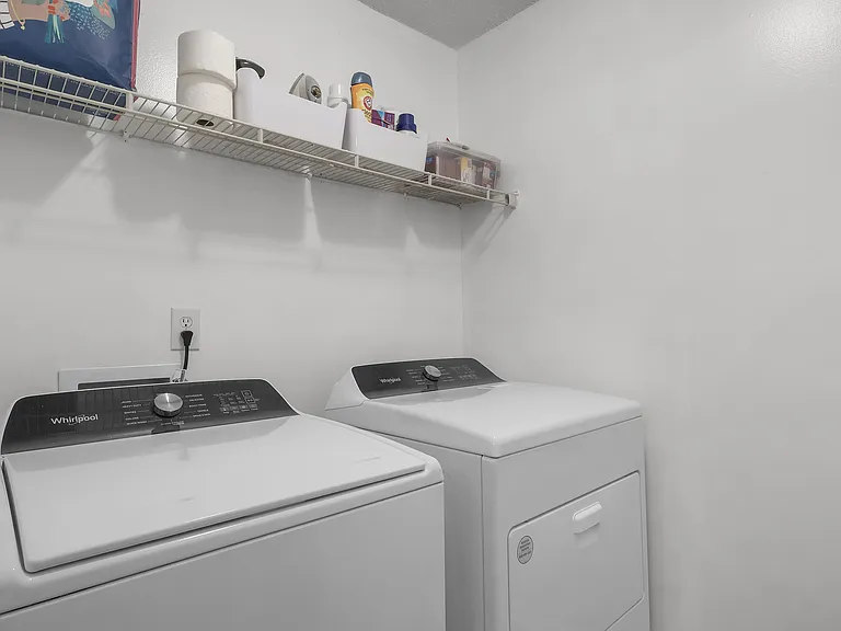 783 Inwood Dr — Photo 17