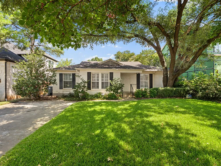 3881 Gaspar Dr — Photo 37