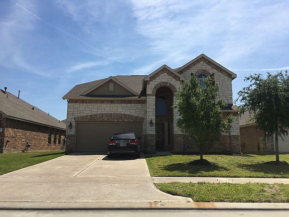 2nd image of 2419 Tall Sequoia Dr