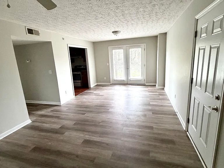 1449 N 3rd St — Photo 3
