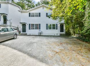 42 Greenwood Cir, Toccoa, GA 30577