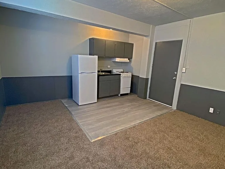 2205 Jones St — Photo 20