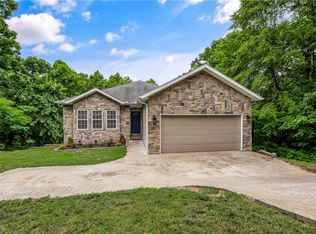 9 Llanon Ln, Bella Vista, AR 72714