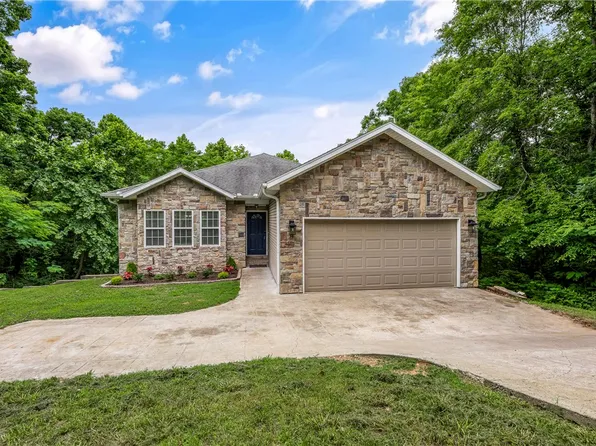 9 Llanon Ln, Bella Vista, AR 72714