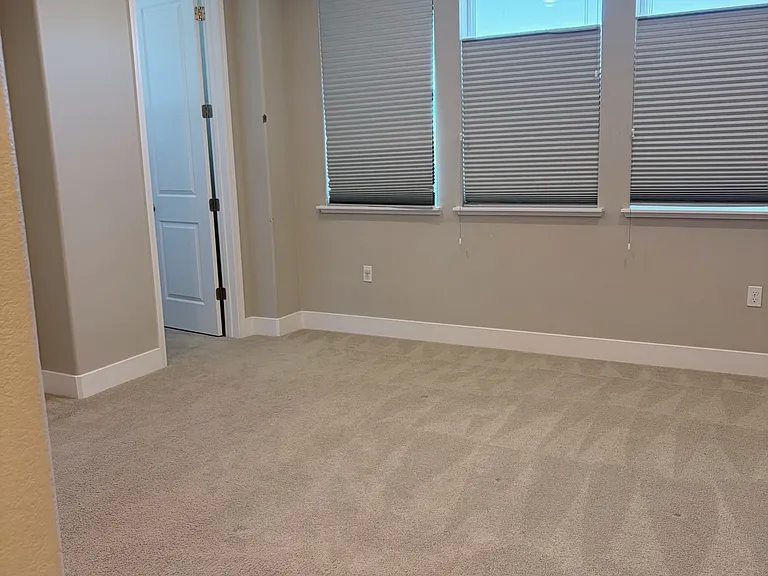 880 E Duane Ave #2 — Photo 19