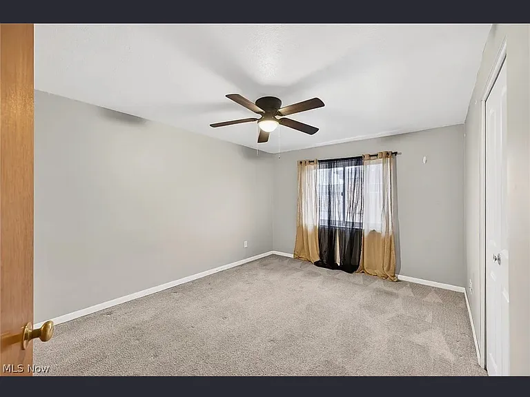 1597 Lee Terrace Dr #F11 — Photo 8