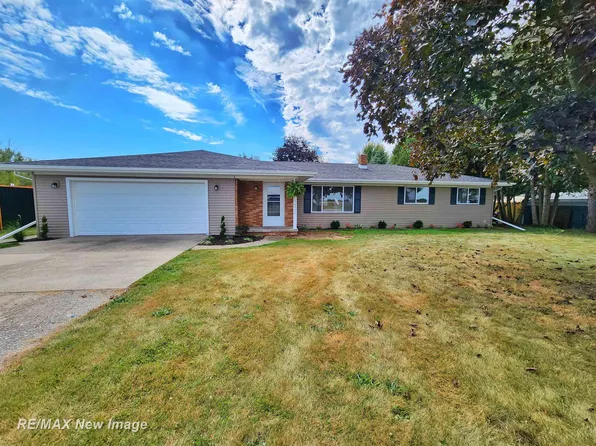16737 Gratiot Rd, Hemlock, MI 48626
