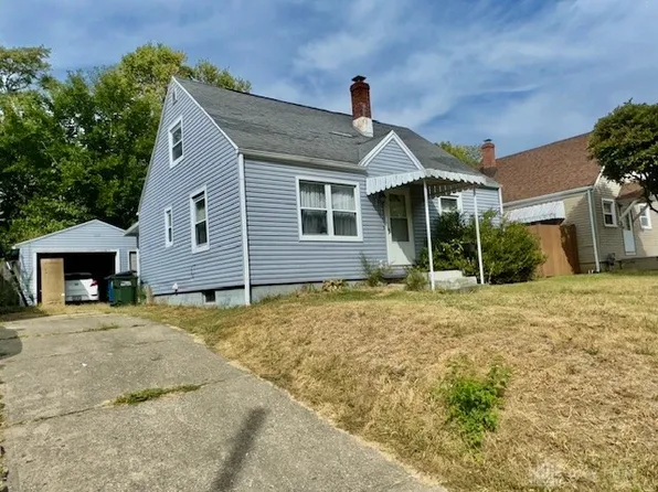 607 Alexander Dr, Dayton, OH 45403