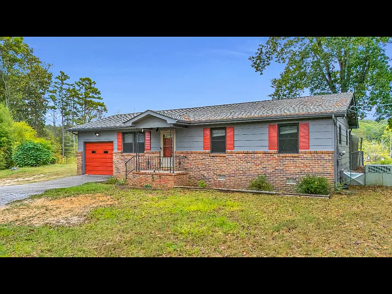 6923 Barter Dr — Photo 14