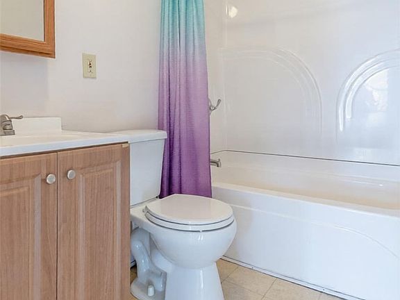 5th image of 10715 Elmarge Rd