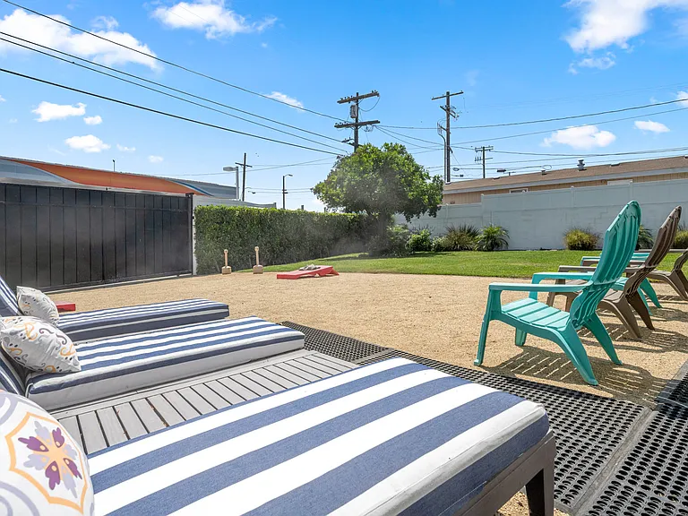 13730 Community St — Photo 80
