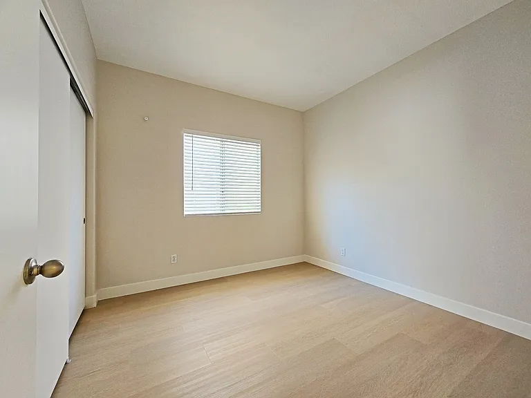 5370 Runningbrook Rd — Photo 24