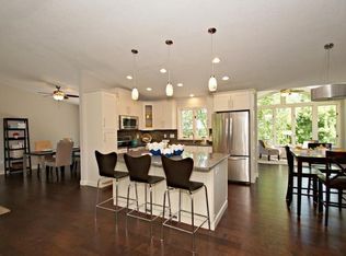 16590 Imperial Cir, Lakeville, MN 55044